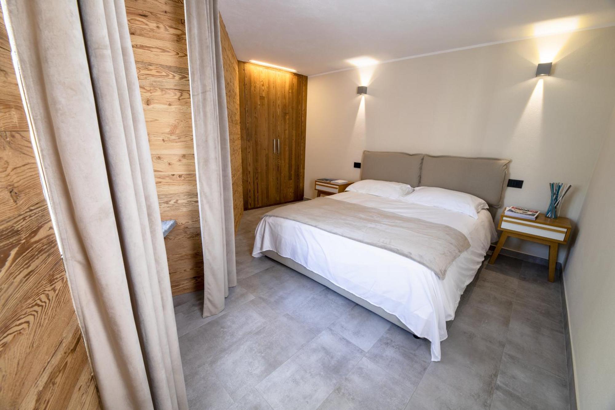 Fenat Aparthotel Introd Exteriör bild